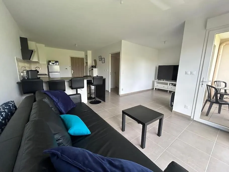 Duplex Neuf Et Cosy Avec Place Parking 플랑드쿠퀘