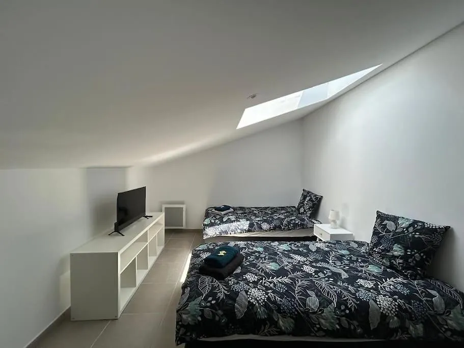 Duplex Neuf Et Cosy Avec Place Parking 플랑드쿠퀘 0*,