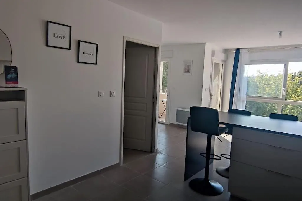 Duplex Neuf Et Cosy Avec Place Parking 플랑드쿠퀘 아파트